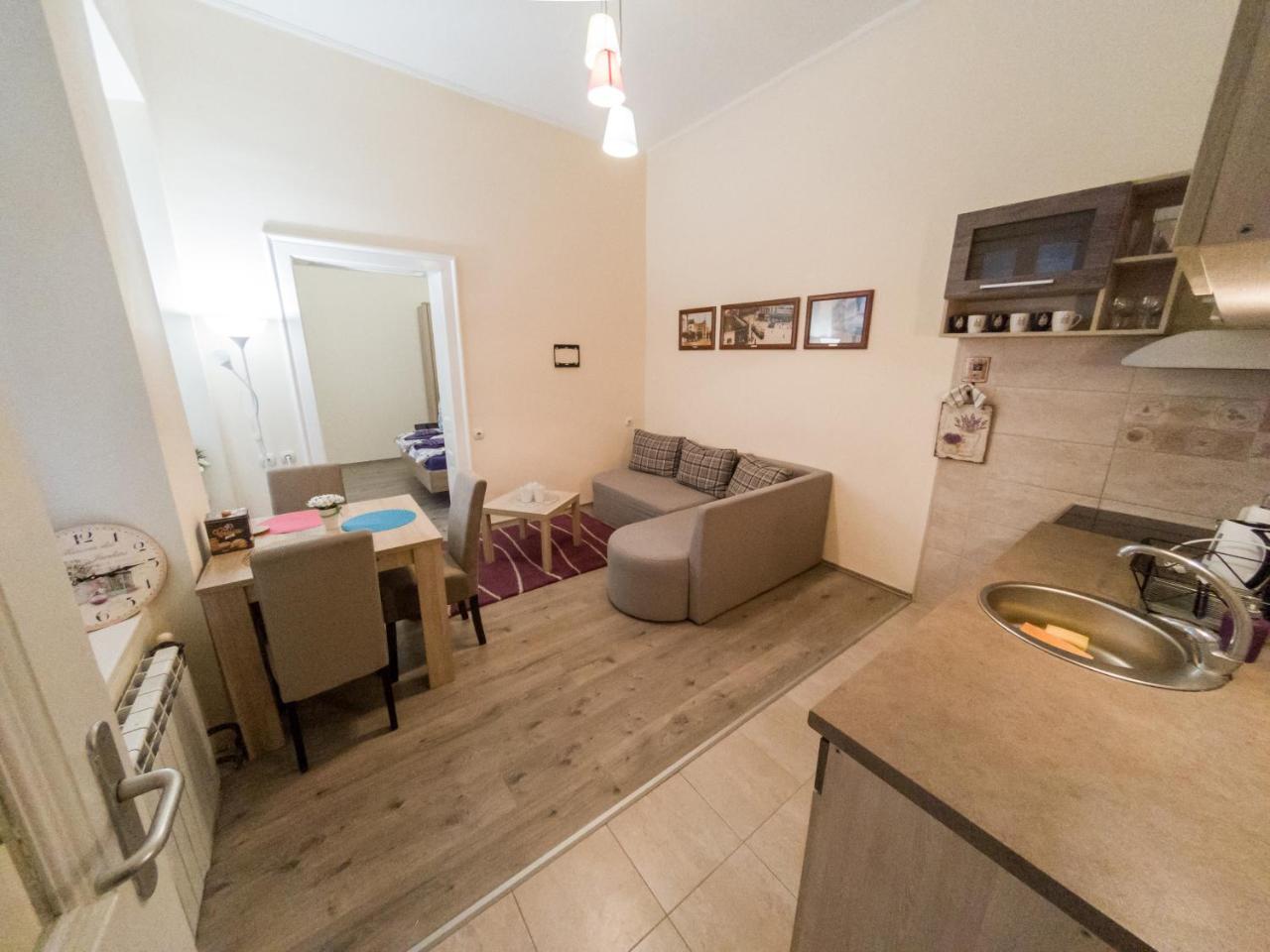 Apartment Ema Белград Экстерьер фото