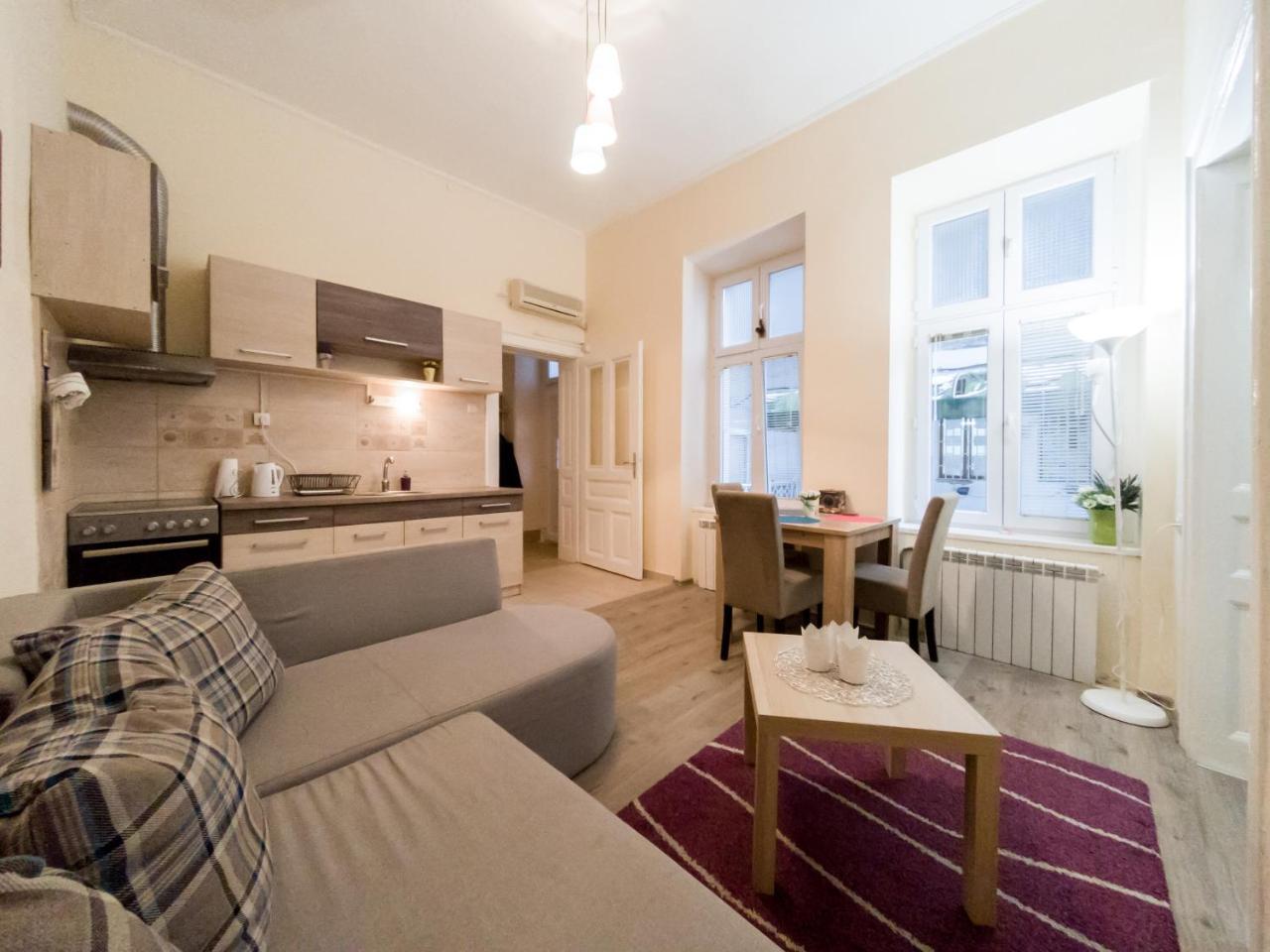 Apartment Ema Белград Экстерьер фото